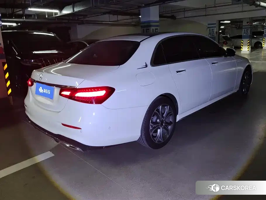 Mercedes-Benz E-Class id 4547456 из Китая 7