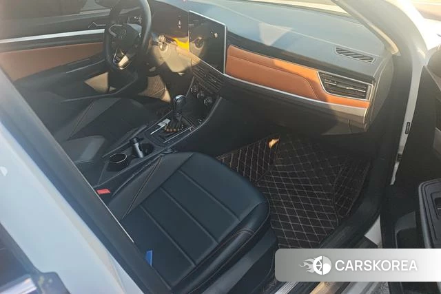 Volkswagen Bora id 4307356 из Китая 7