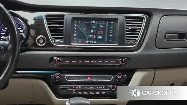 Kia The New Carnival id 4742026 из Кореи 7