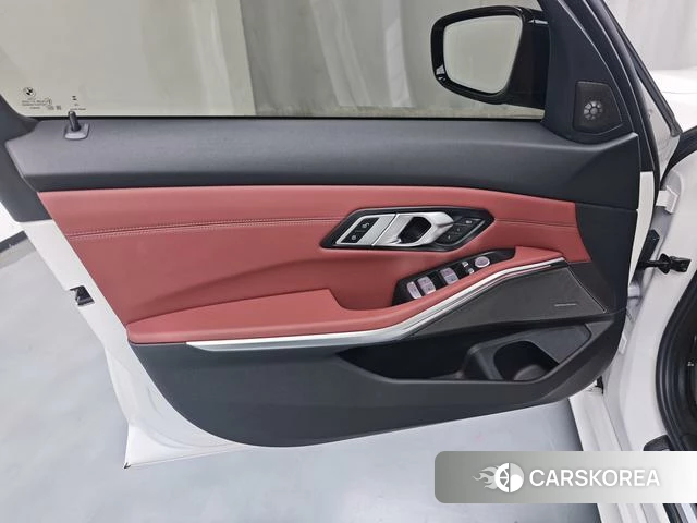 BMW 3 series id 4335233 из Китая 7