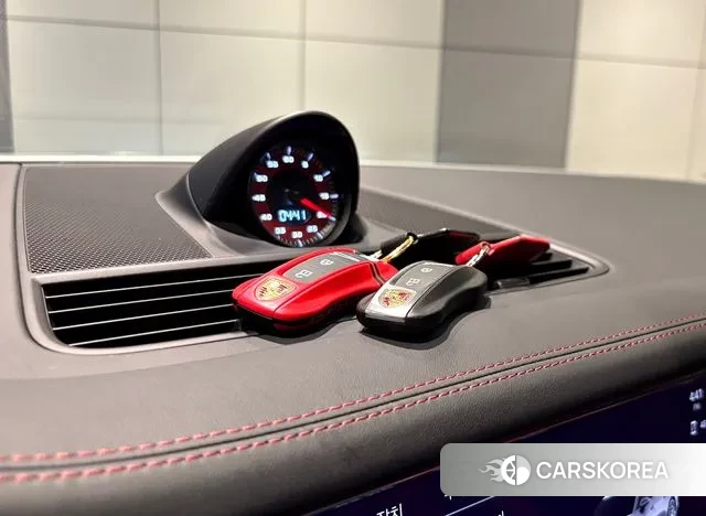 Porsche Panamera (971) id 3503449 из Кореи 7