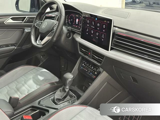 Volkswagen Tiguan L id 4365971 из Китая 7