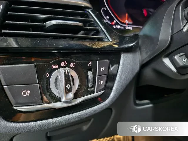 BMW 5 Series (G30) id 3058129 из Кореи 7