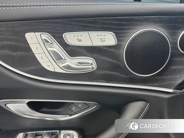 Mercedes-Benz E-Class W213 id 4638117 из Кореи 7