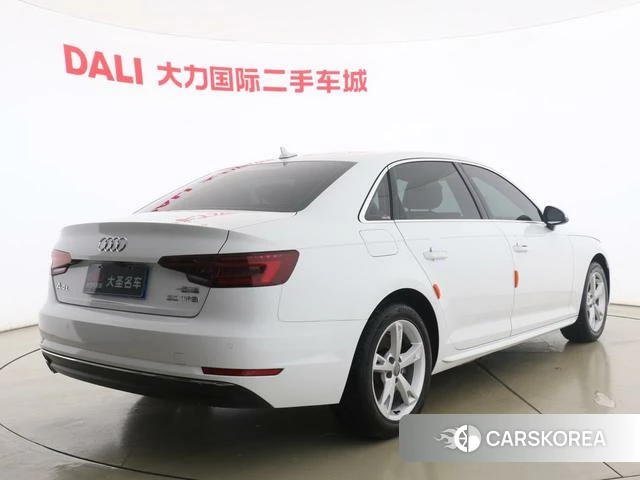 Audi A4L id 4210375 из Китая 7