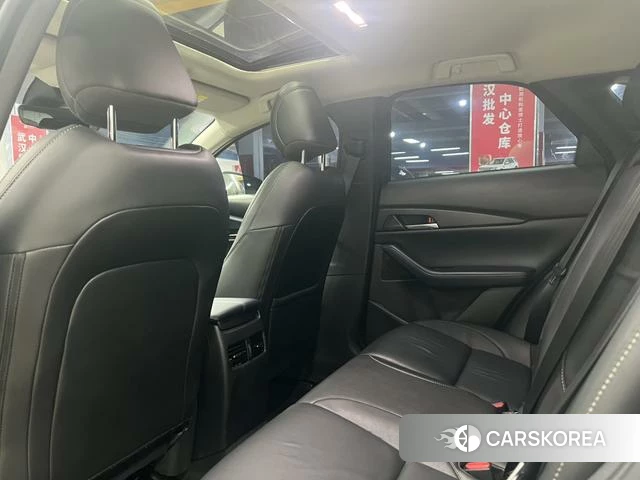 Mazda CX-30 id 4026804 из Китая 7