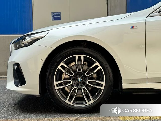 BMW 5 series id 4353153 из Китая 7