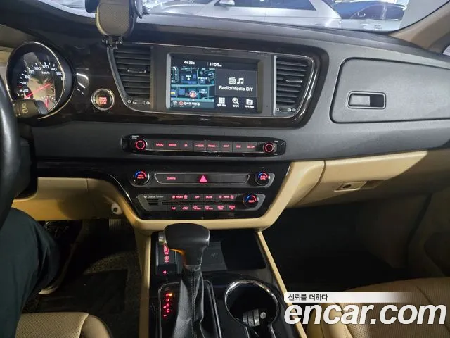 Kia The New Carnival id 2677654 из Кореи 7