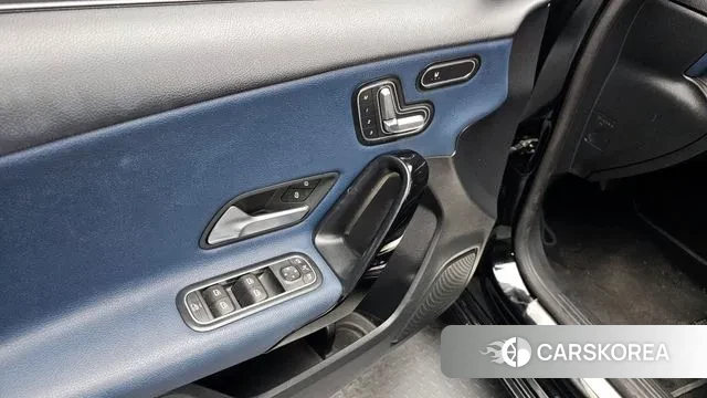 Mercedes-Benz A-Class W177 id 3592962 из Кореи 7