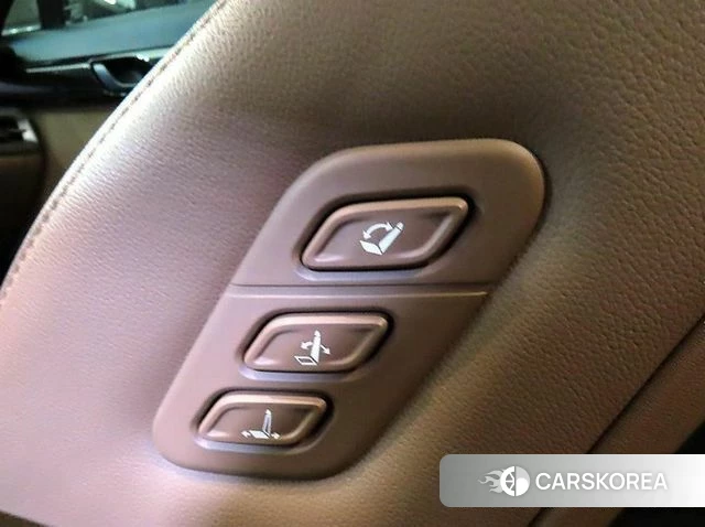 Hyundai Grandeur Hybrid (GN7) id 4292754 из Кореи 7