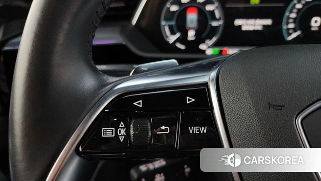 Audi e-Tron id 4476618 из Кореи 7