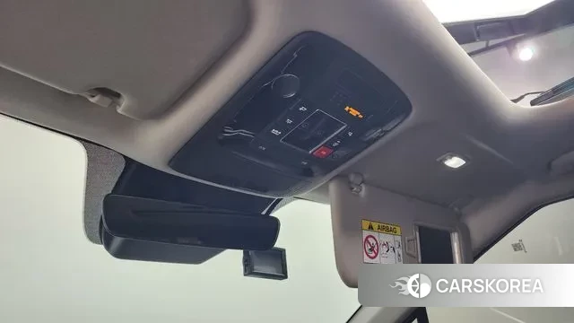 Kia The New Carnival 4th Generation id 3689700 из Кореи 7