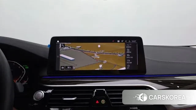 BMW 5 Series (G30) id 3016374 из Кореи 7