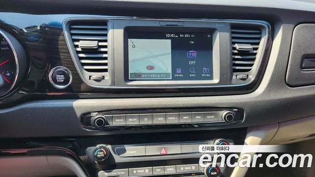 Kia The New Carnival id 2715717 из Кореи 7