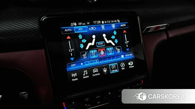 Maserati Quattroporte id 4625756 из Кореи 7