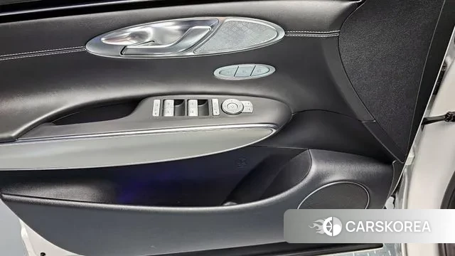 Genesis GV70 id 3523600 из Кореи 7