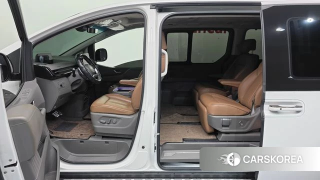 Hyundai Staria id 4548690 из Кореи 7