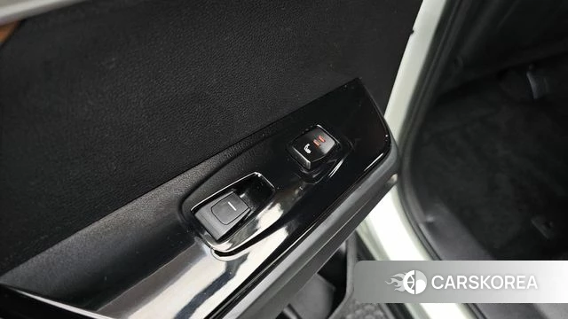 Ssangyong Torres id 3818098 из Кореи 7