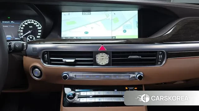 Genesis G90 id 3378946 из Кореи 7