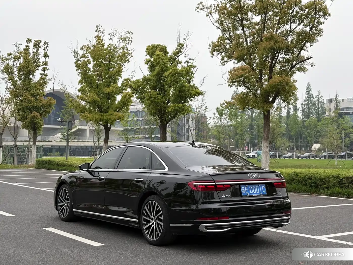 Audi A8 id 4601930 из Китая 7
