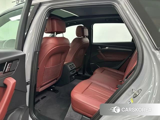 Audi Q5L id 4273082 из Китая 7