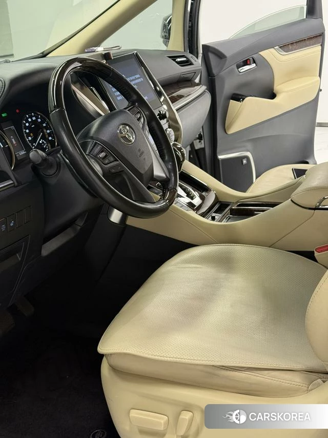 Toyota Elfa id 4307600 из Китая 7