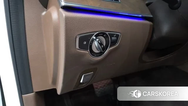 Mercedes-Benz E-Class W213 id 3429122 из Кореи 7