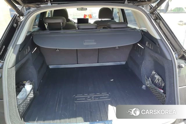 Audi Q5L id 4328996 из Китая 7