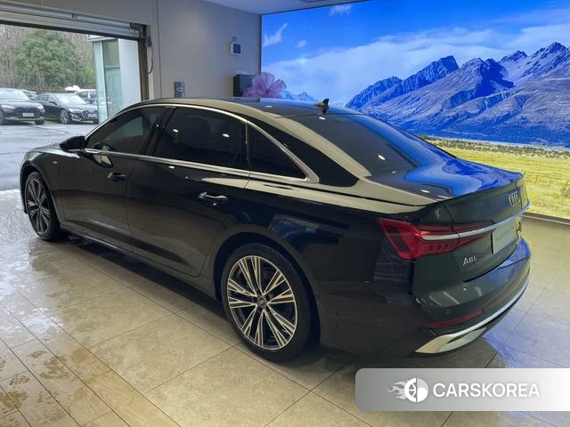 Audi A6L id 4290539 из Китая 7