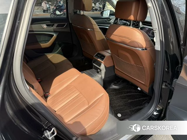 Audi A6L id 4259364 из Китая 7
