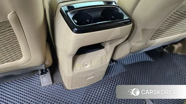 Kia The New Carnival id 4471551 из Кореи 7