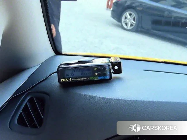 Hyundai The New Grand Starex id 3139655 из Кореи 7