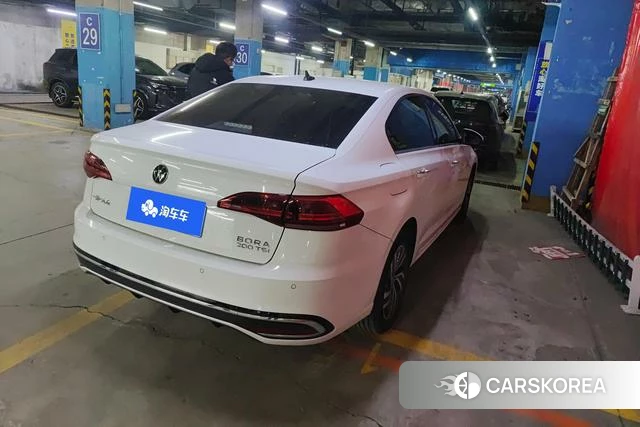 Volkswagen Bora 2023 Белый из Китая, фото 5