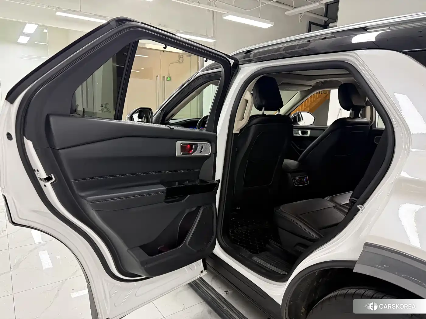 Ford Explorer id 4570609 из Китая 7