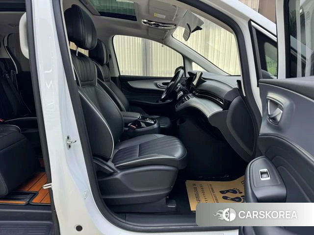 Roewe iMAX8 id 4209662 из Китая 7