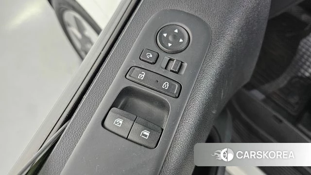 Hyundai Staria id 4376280 из Кореи 7