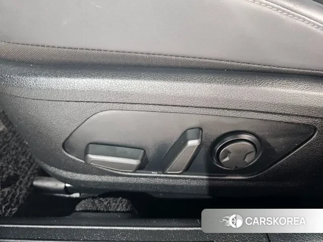 Hyundai Sonata (DN8) id 3307659 из Кореи 7