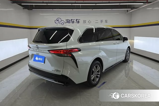 Toyota Saina id 4297532 из Китая 7
