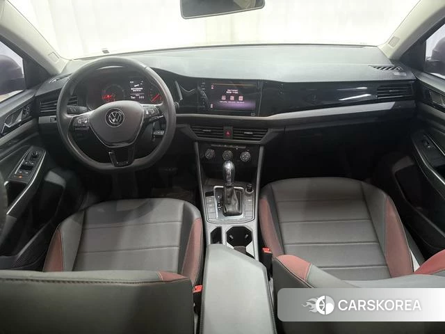 Volkswagen Bora id 4254001 из Китая 7