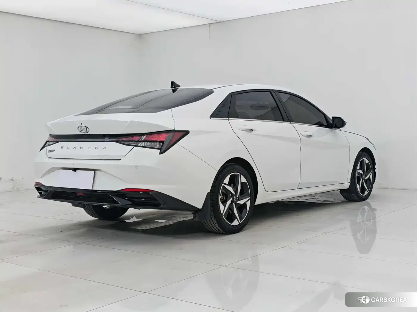 Hyundai Elantra id 4514317 из Китая 7