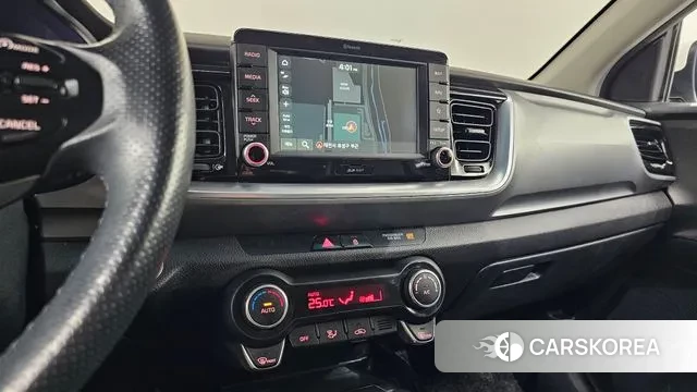 Kia Stonic id 3593207 из Кореи 7