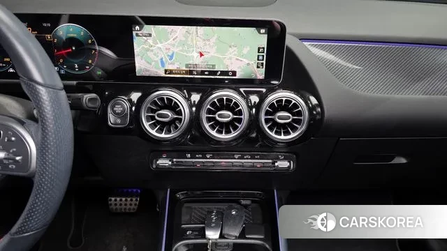 Mercedes-Benz GLA - Class H247 id 3509286 из Кореи 7