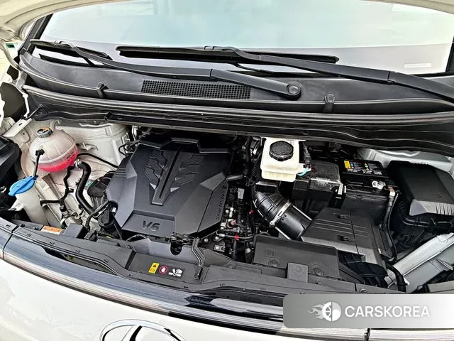 Hyundai Staria id 3655380 из Кореи 7