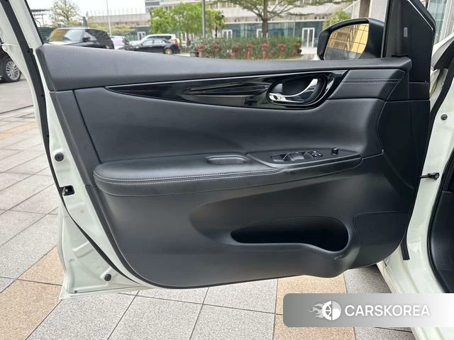 Nissan TIIDA id 4277390 из Китая 7