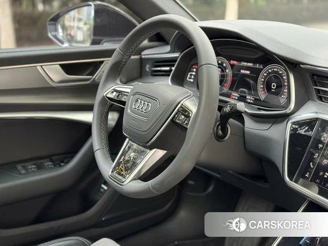 Audi A6L id 4265072 из Китая 7