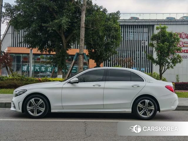 Mercedes-Benz Class C id 4215057 из Китая 7