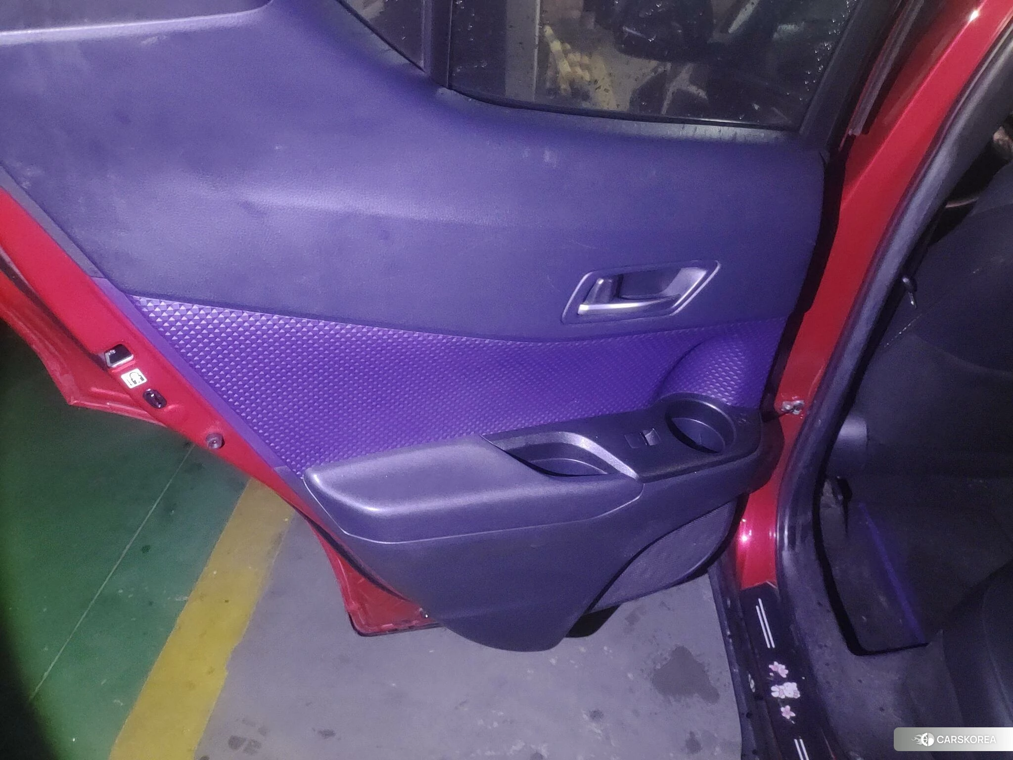 Toyota C-HR id 4473977 из Китая 7