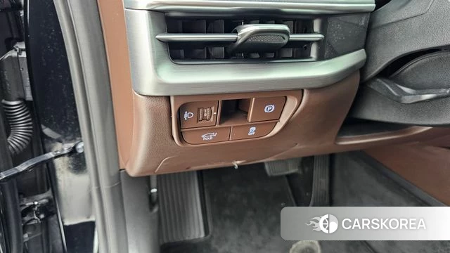 Hyundai Grandeur (GN7) id 4322717 из Кореи 7