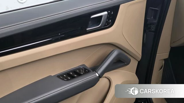 Porsche Cayenne (PO536) id 3935518 из Кореи 7