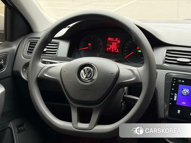 Volkswagen Santana id 4260104 из Китая 7